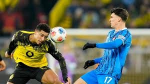 西媒：巴萨本可2200万签阿尔瓦雷斯，但最终6000万签下费兰